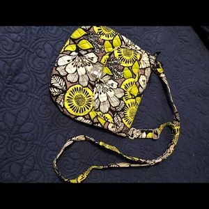 Vera crossbody